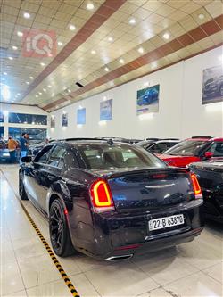 كرايسلر 300